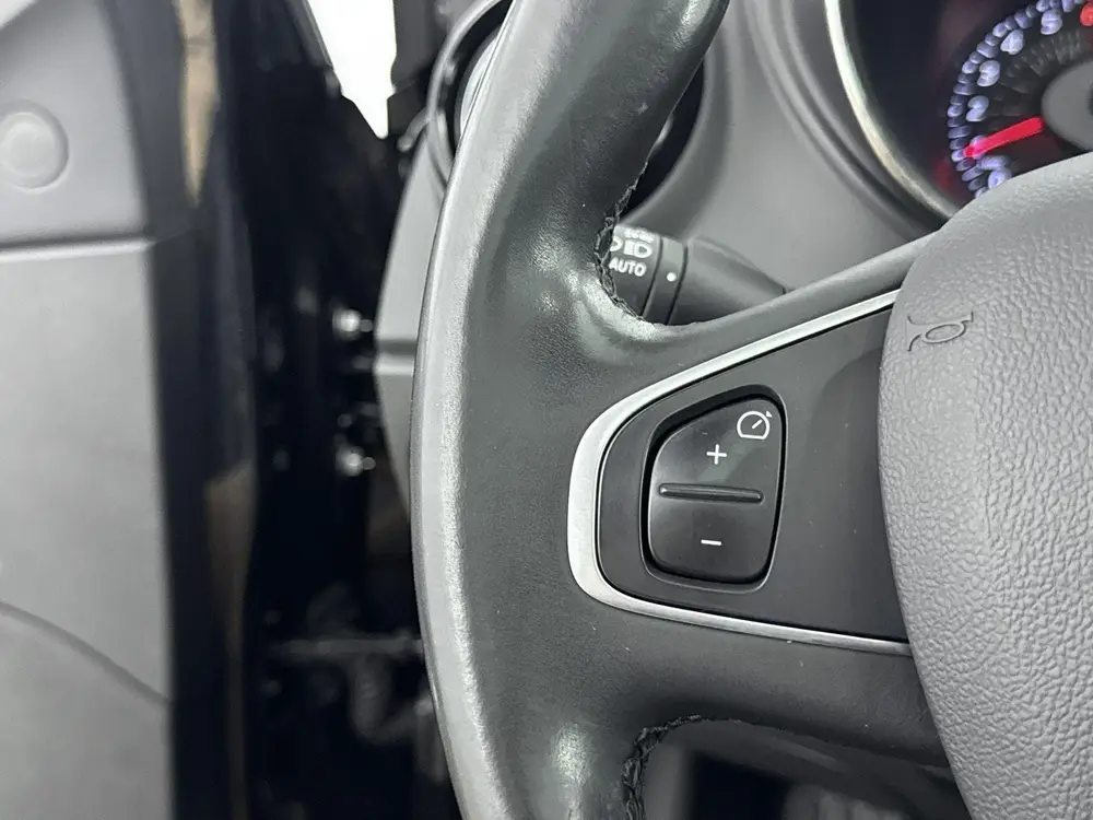 Renault Captur 1.3 TCe Intens 150PK | Automaat | Trekhaak | uit 2019, foto 6