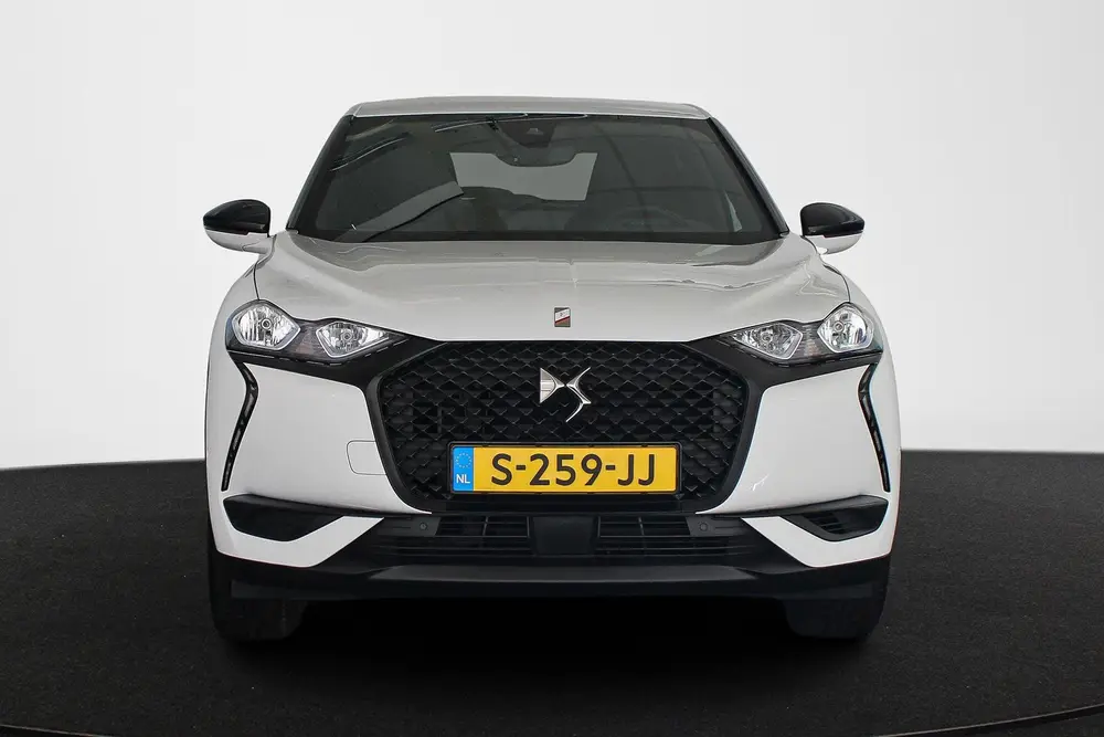 DS Automobiles DS 3 Crossback DS 3 Crossback E-Tense Performance Line 50 uit 2023, foto 14