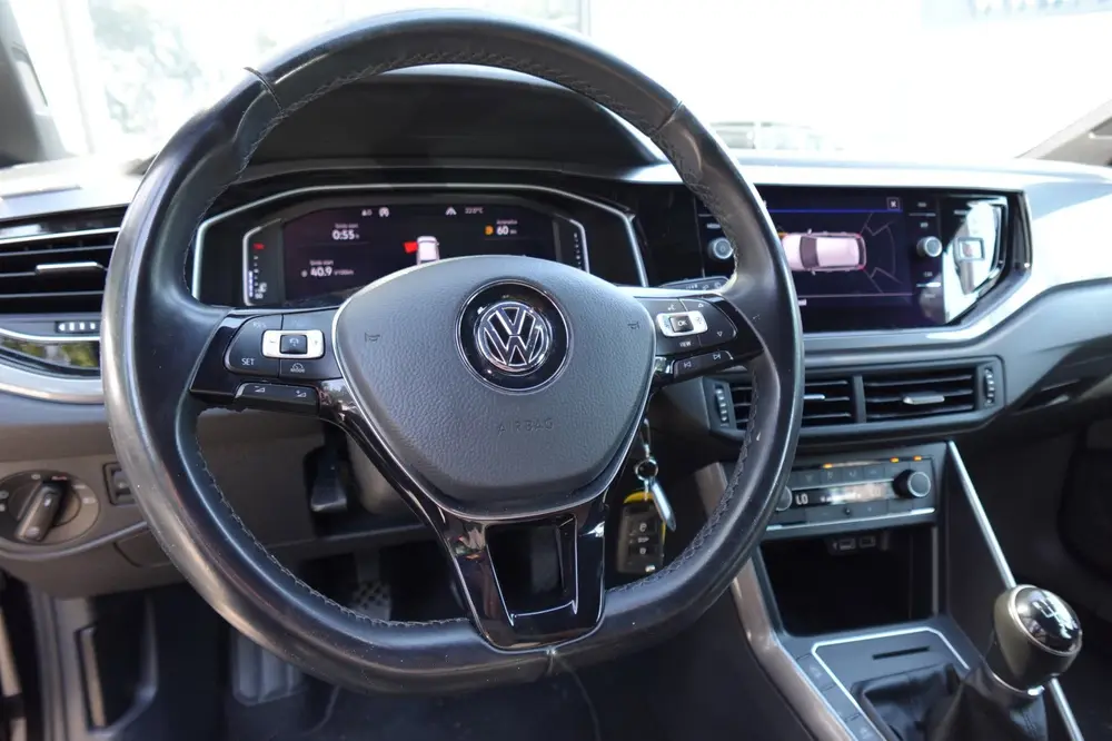 Volkswagen Polo 1.0 TSI Highline PDC CARPLAY uit 2019, foto 4