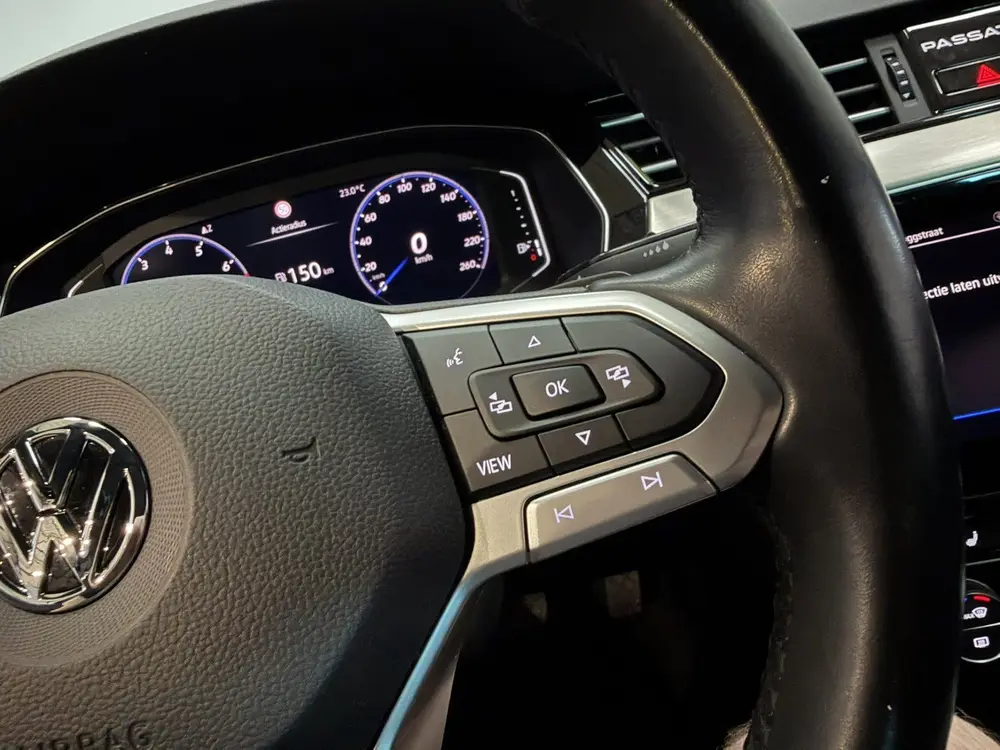 Volkswagen Passat 1.5 TSI Elegance Business R Airco ECC | R uit 2020, foto 16