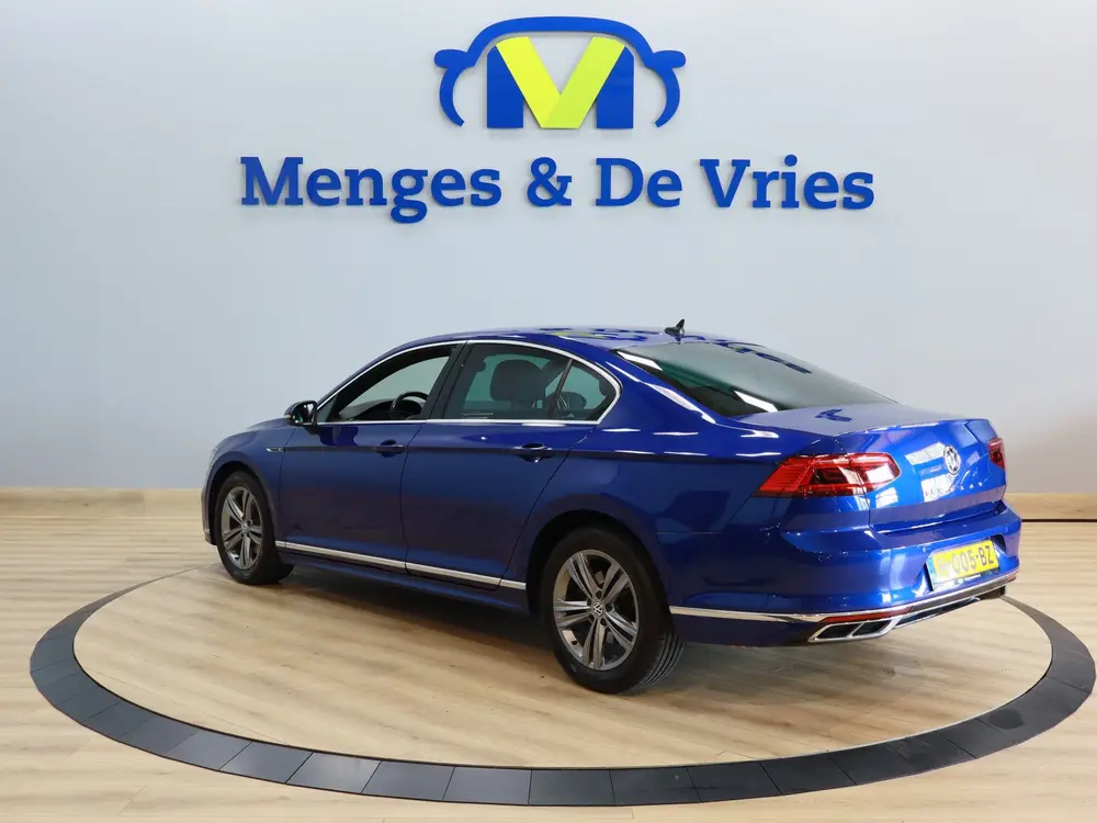 Volkswagen Passat 1.5 TSI Elegance Business R Airco ECC | R uit 2020, foto 5