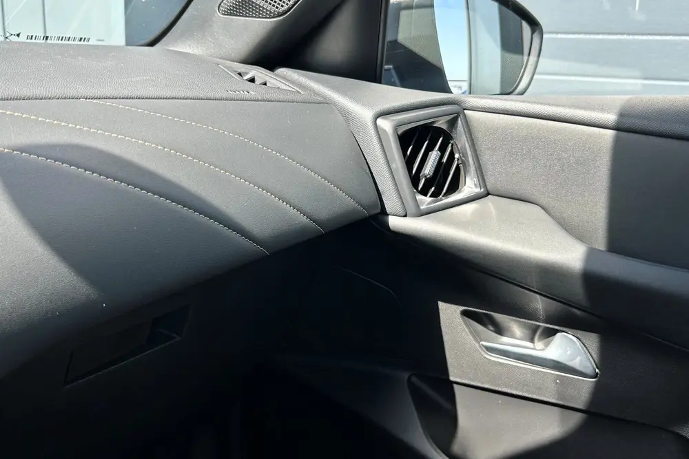 DS Automobiles DS 3 Crossback DS DS 3 Crossback 1.2 PureTech Chic NAVI C uit 2022, foto 14