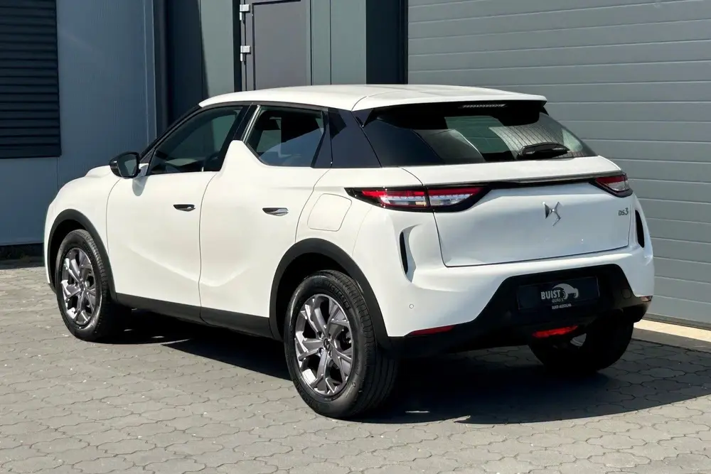 DS Automobiles DS 3 Crossback DS DS 3 Crossback 1.2 PureTech Chic NAVI C uit 2022, foto 19