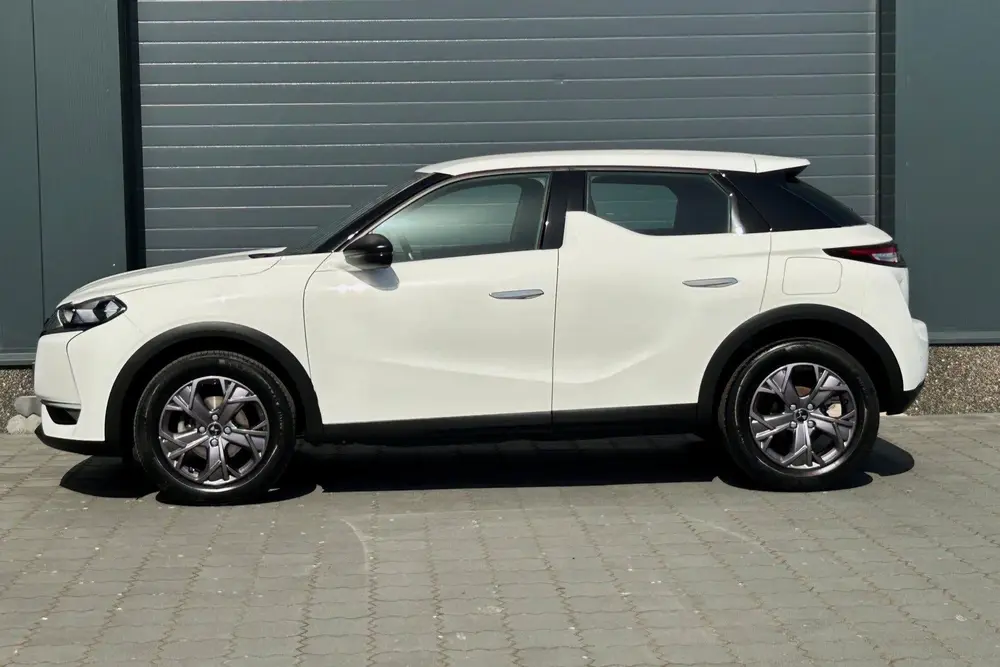 DS Automobiles DS 3 Crossback DS DS 3 Crossback 1.2 PureTech Chic NAVI C uit 2022, foto 3