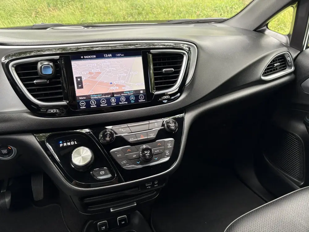 Chrysler Pacifica 3.6 V6 Hybrid Touring (bj 2019, automaat) uit 2019, foto 10