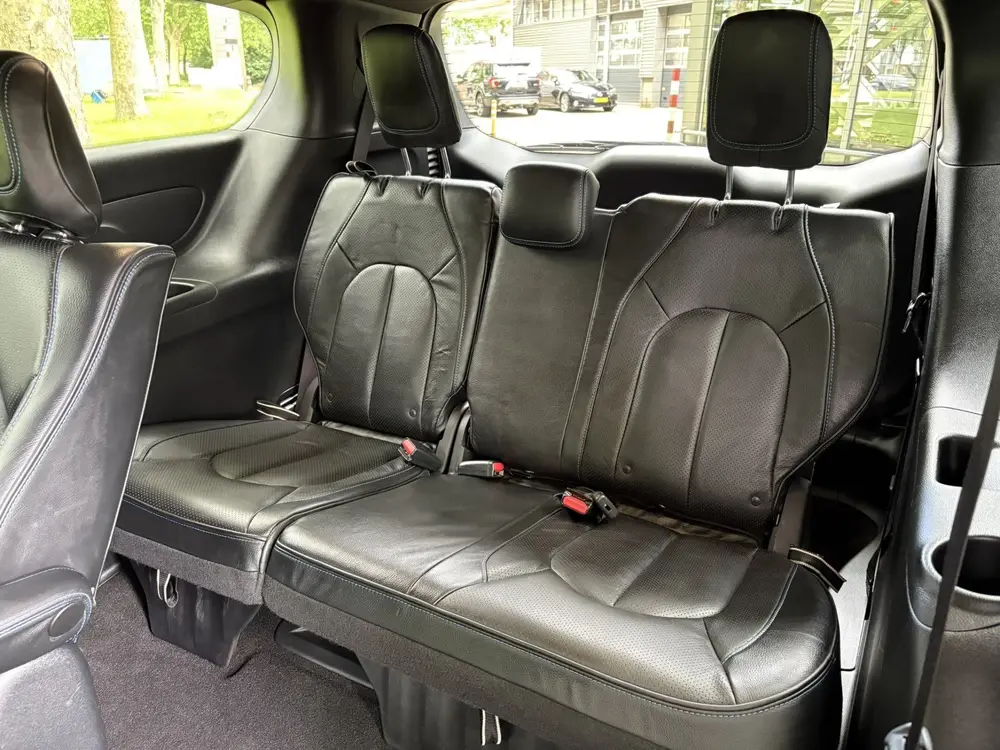 Chrysler Pacifica 3.6 V6 Hybrid Touring (bj 2019, automaat) uit 2019, foto 16