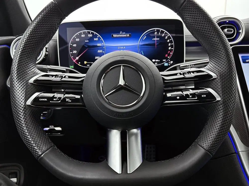 Mercedes-Benz CLE CLE Coupé 300 e AMG Plug-In Hybride uit 2025, foto 19