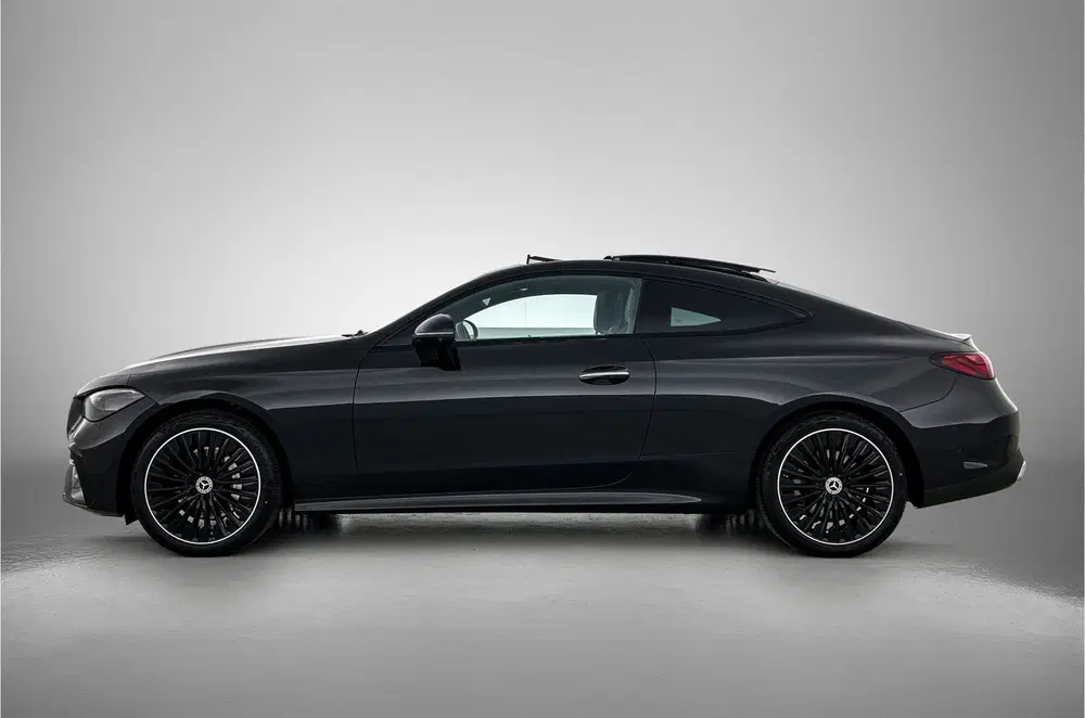 Mercedes-Benz CLE CLE Coupé 300 e AMG Plug-In Hybride uit 2025, foto 3