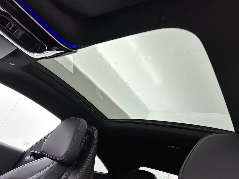 Mercedes-Benz CLE CLE Coupé 300 e AMG Plug-In Hybride uit 2025, foto 4