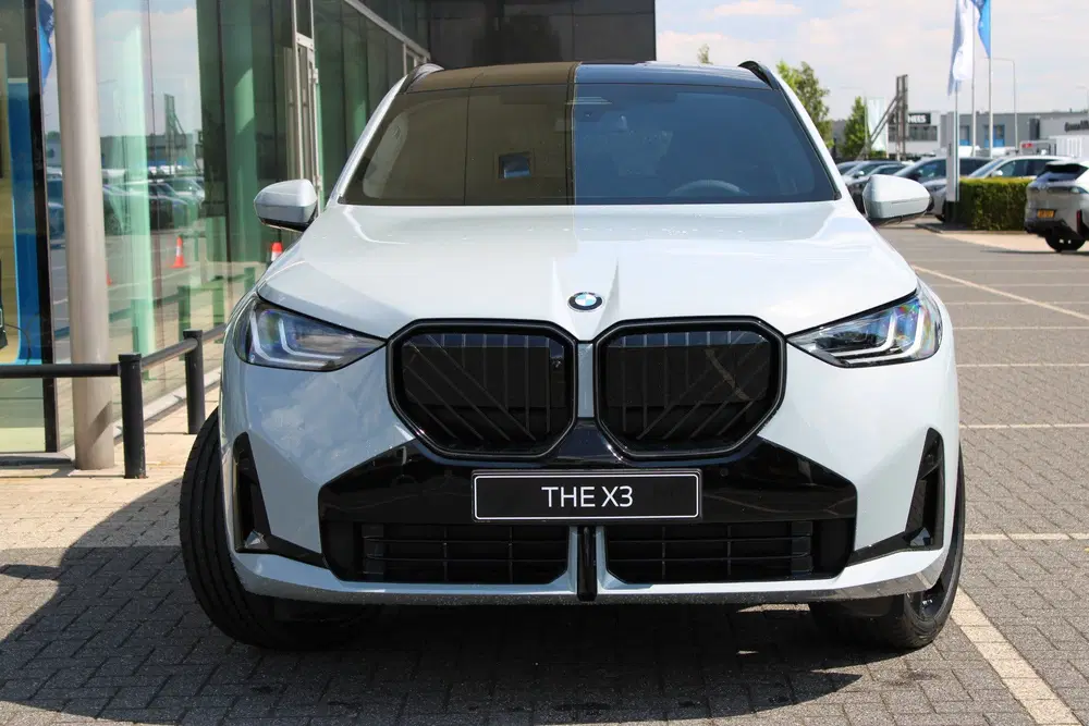 BMW X3 30e xDrive M Sport Automaat uit 2026, foto 2