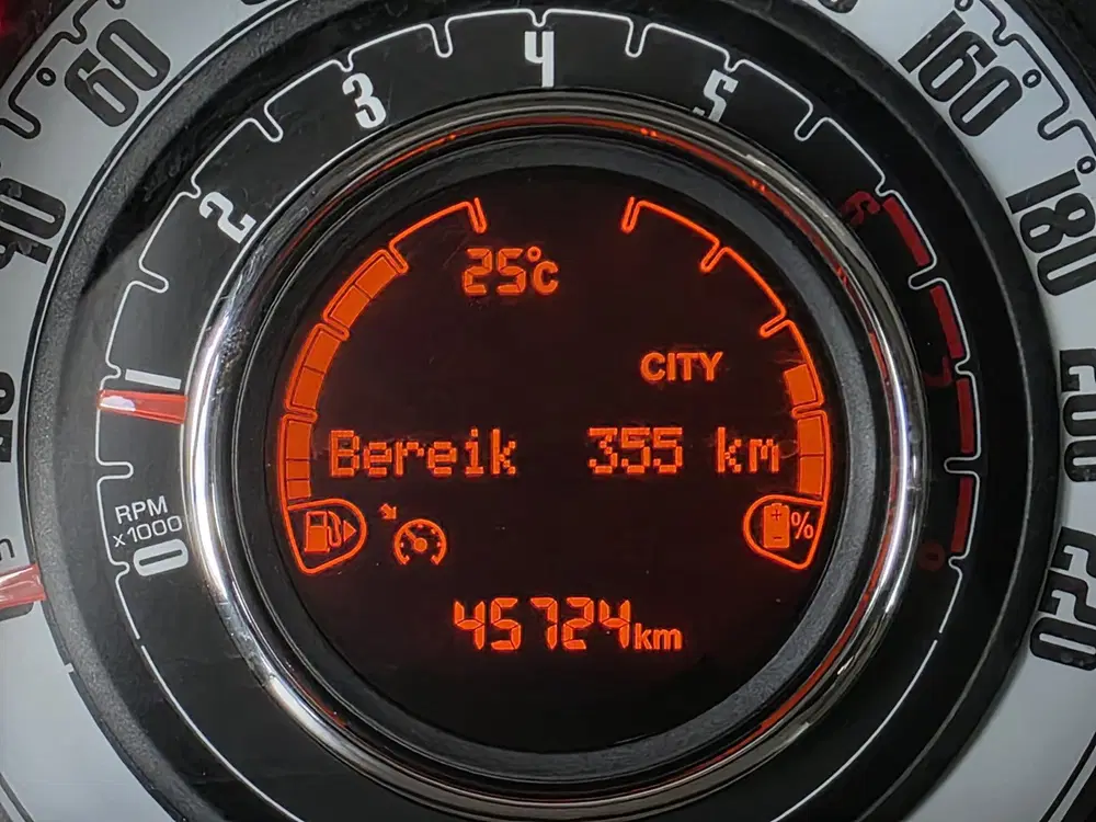 Fiat 500C 500C 1.0 Hybr Dolcevita uit 2021, foto 15