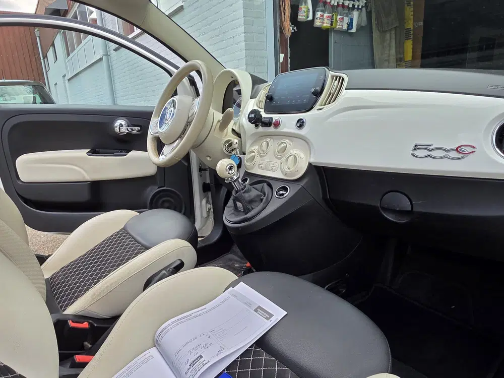 Fiat 500C 500C 1.0 Hybr Dolcevita uit 2021, foto 3