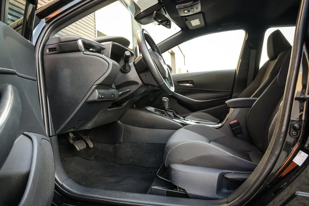 Toyota Corolla 1.8 Hybrid Active uit 2022, foto 4