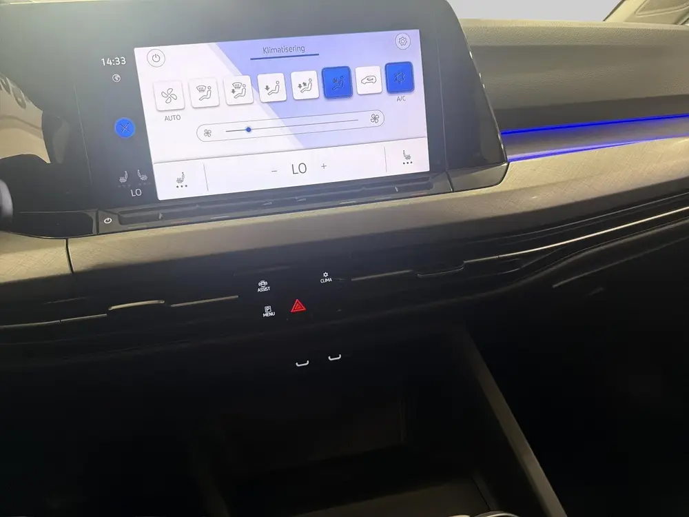 Volkswagen Golf Variant 1.0 TSI Life Business uit 2021, foto 18