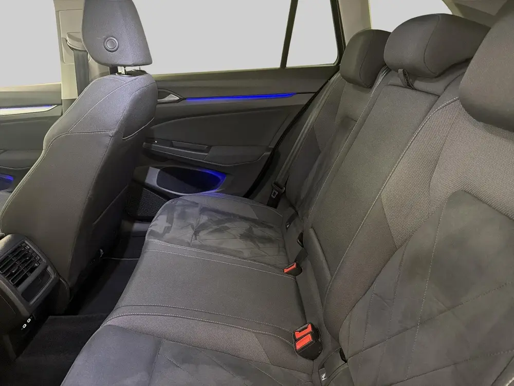 Volkswagen Golf Variant 1.0 TSI Life Business uit 2021, foto 8