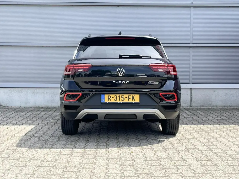 Volkswagen T-Roc 1.0 TSI 110pk 75 Edition | Navigatie | Came uit 2022, foto 11