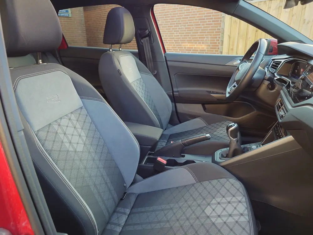 Volkswagen Taigo 1.0 TSI R-Line, 1e eigenaar, Panodak, Carpl uit 2022, foto 16