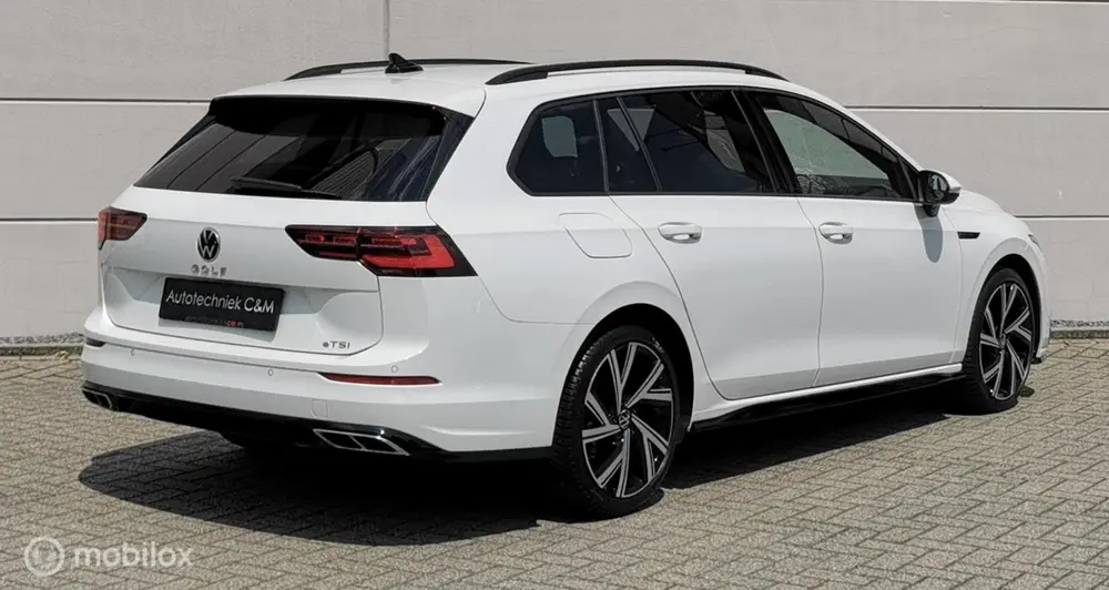 Volkswagen Golf Variant 1.5 eTSI R-LINE/150PK/DSG/ACC/DCC/IQ uit 2021, foto 5
