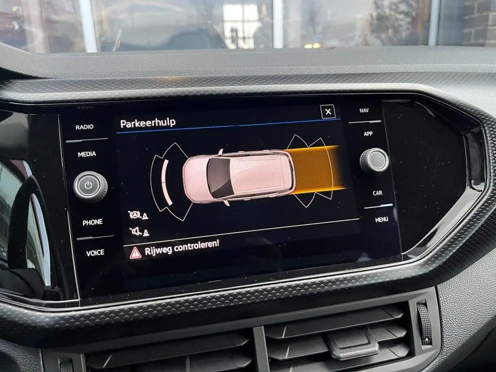 Volkswagen T-Cross 1.0 TSI DSG LIFE - VIRTU - STOELV. - LM. uit 2023, foto 18