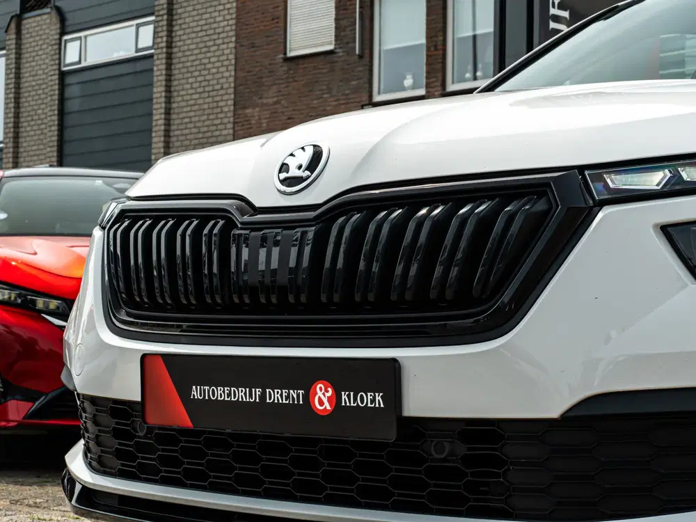 Skoda Kamiq 1.0 TSI Sport Monte Carlo PANO MATRIX LED uit 2021, foto 19