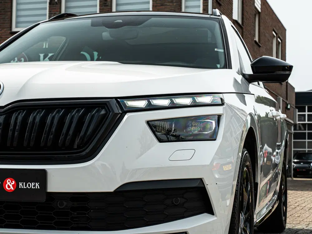 Skoda Kamiq 1.0 TSI Sport Monte Carlo PANO MATRIX LED uit 2021, foto 9