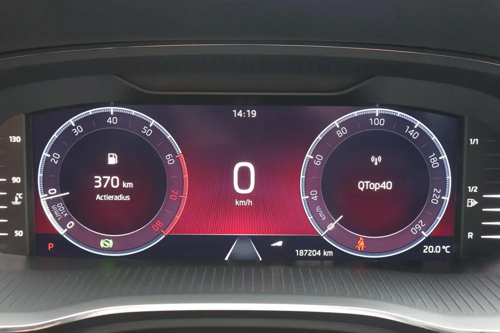 Skoda Octavia 1.0 e-TSI Sport Business uit 2023, foto 10