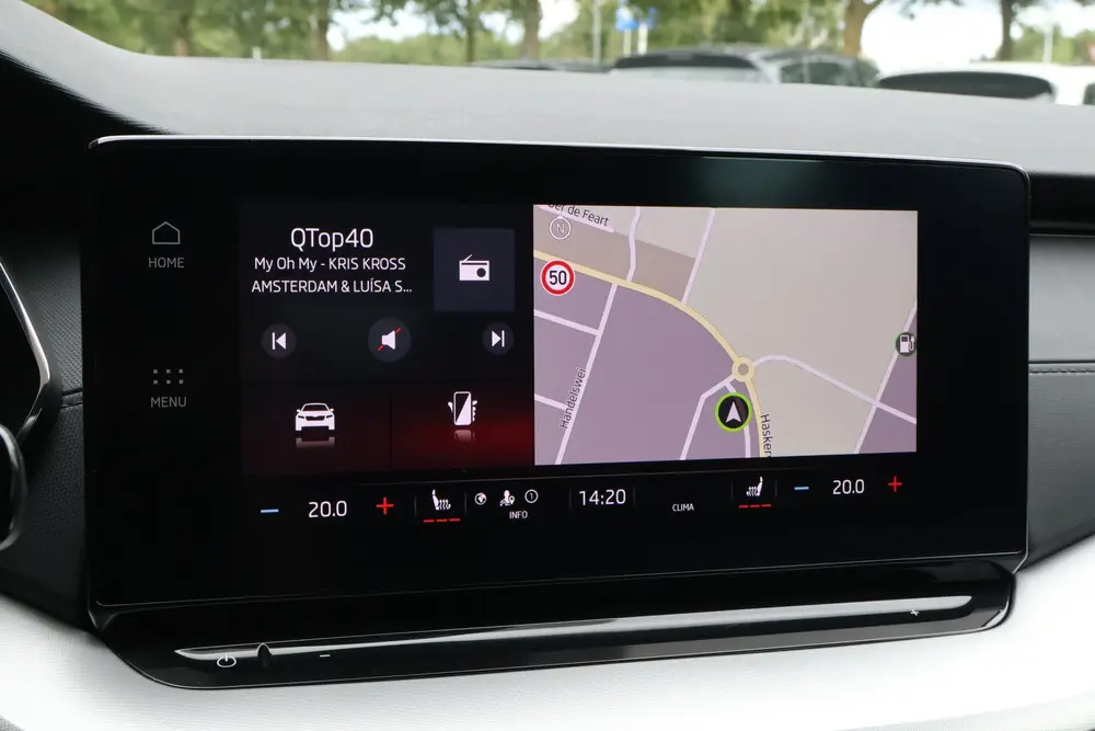 Skoda Octavia 1.0 e-TSI Sport Business uit 2023, foto 11
