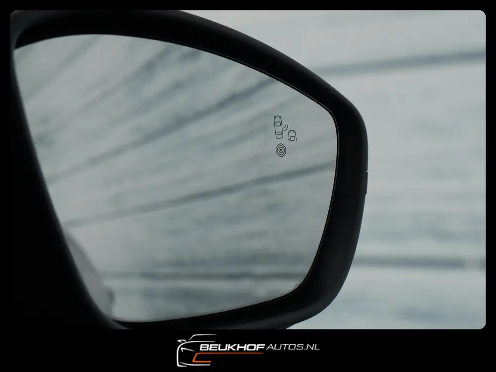 Peugeot 2008 EV GT-Line 50 kWh Pano Carplay Cam Soh91.7 uit 2021, foto 7