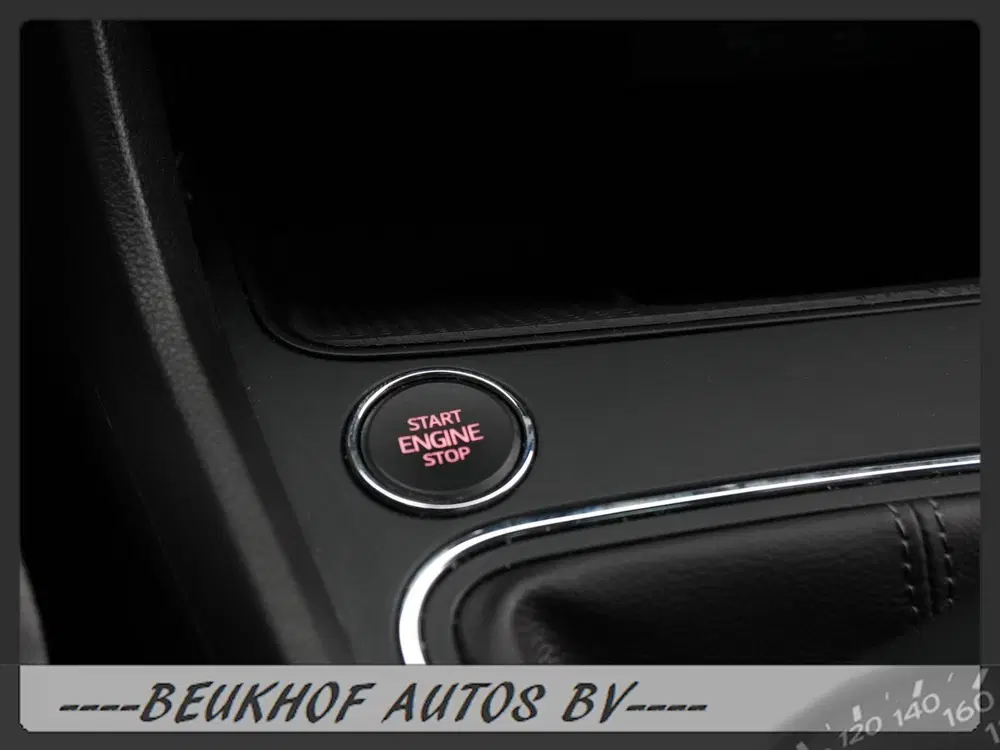 SEAT Leon 1.0 TSI Style Ultimate Edition Camera Carp uit 2020, foto 10