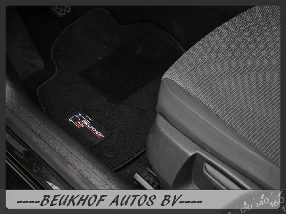 SEAT Leon 1.0 TSI Style Ultimate Edition Camera Carp uit 2020, foto 13