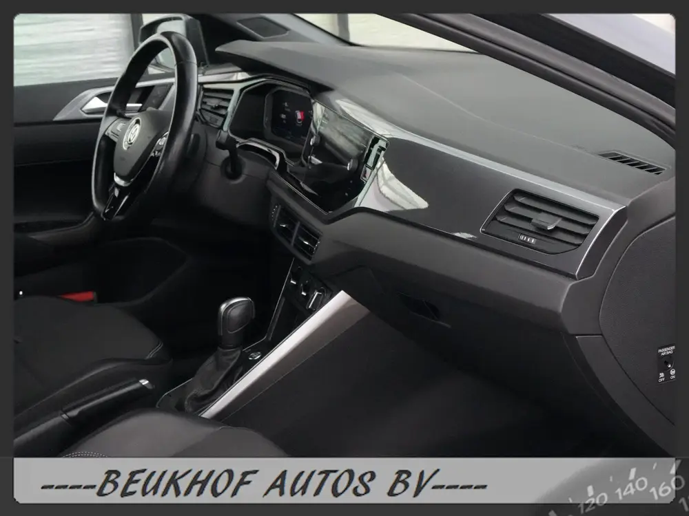 Volkswagen Polo 1.0 TSI Automaat Carplay Leer Camera Xenon uit 2020, foto 13