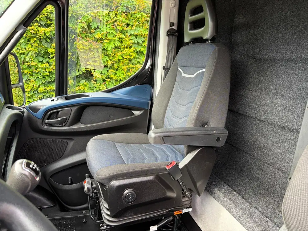 Iveco Daily BE TREKKER uit 2021, foto 20