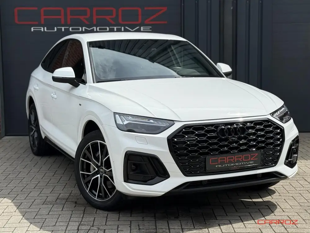 Audi Q5 50 TFSI e S Line Matrix 360 CarPlay Trekha uit 2023
