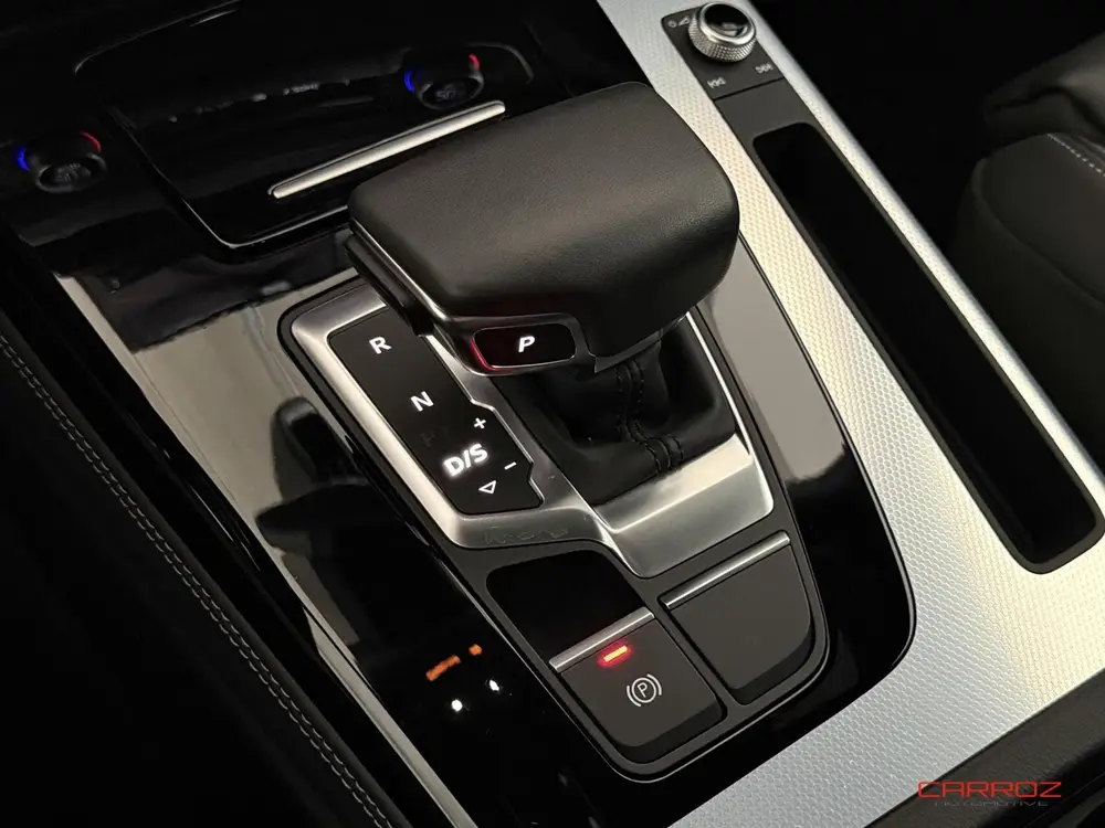 Audi Q5 50 TFSI e S Line Matrix 360 CarPlay Trekha uit 2023, foto 9