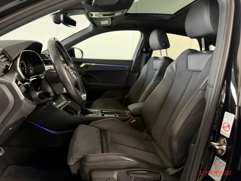 Audi Q3 35 TFSI 3x S Line Pano CarPlay ACC Ambianc uit 2023, foto 4