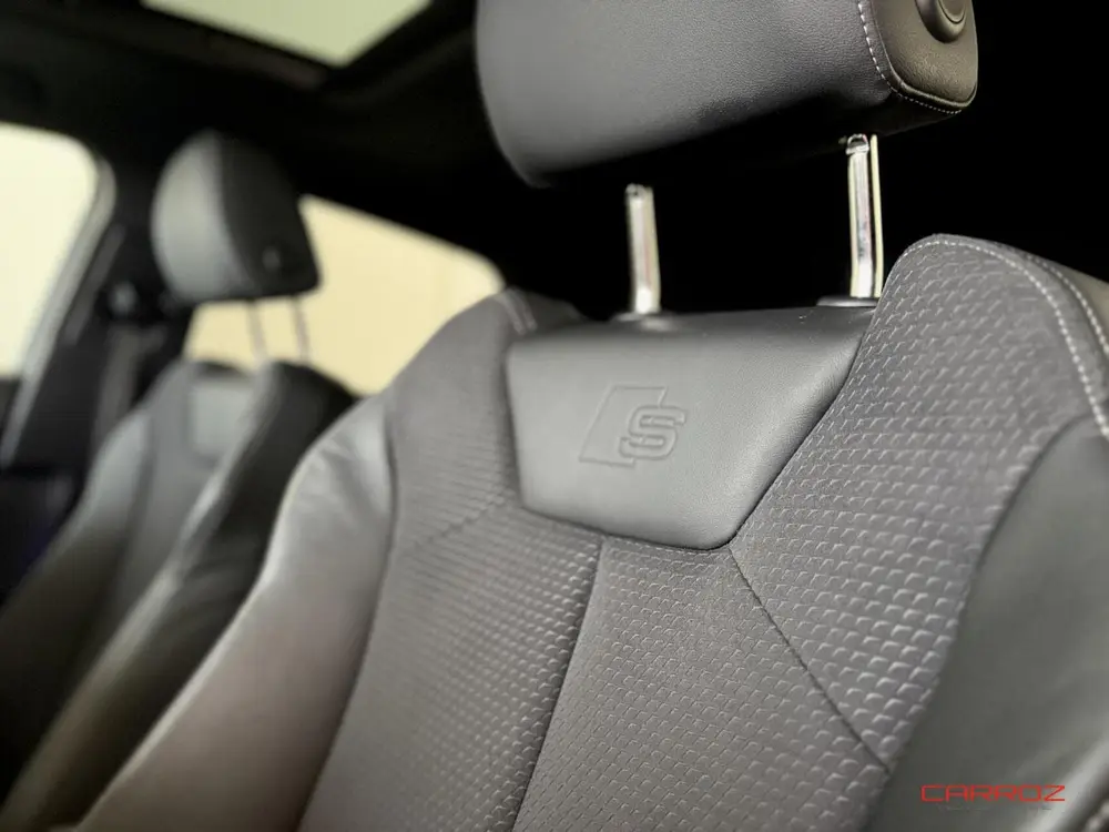 Audi Q3 35 TFSI 3x S Line Pano CarPlay ACC Ambianc uit 2023, foto 5