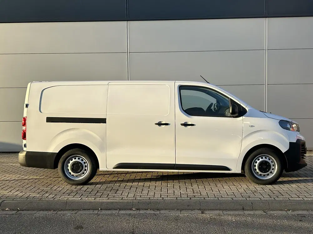 Peugeot Expert EV L2 75 kWh uit 2025, foto 6