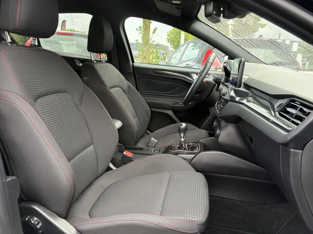 Ford Focus 1.0 EcoBoost ST Line Business 2e Eigenaar uit 2020, foto 11