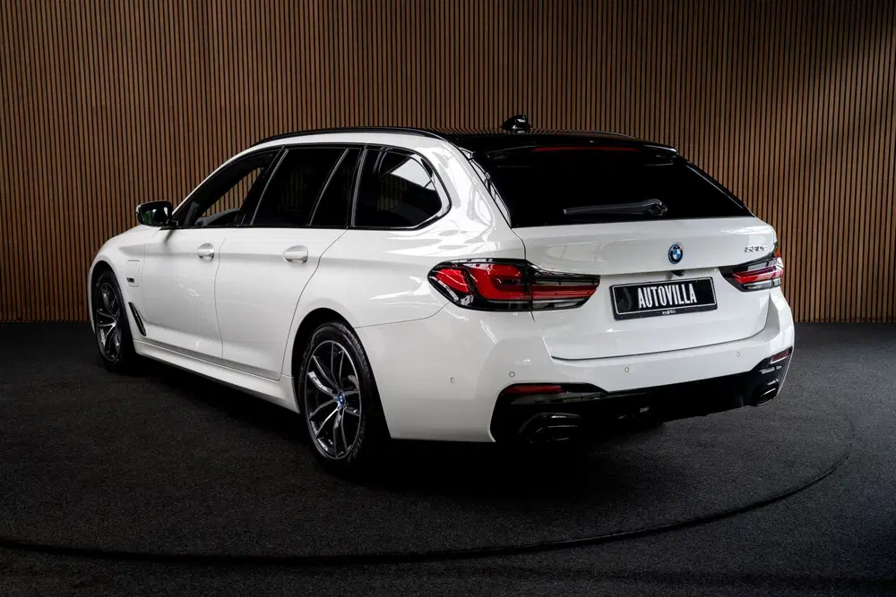 BMW 5-serie 5 Serie Touring 530e M-Sport Navi Leer Spo uit 2022, foto 3