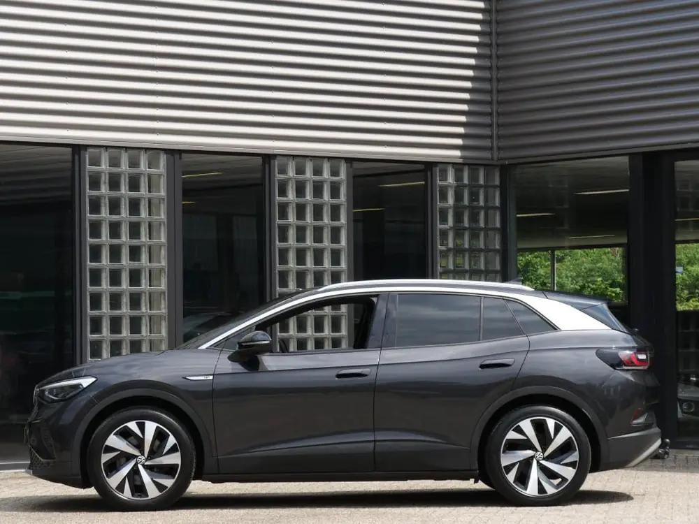 Volkswagen ID.4 77kWh 1ST/ CAMERA/ TREKHAAK/ 20INCH VELGEN/ uit 2021, foto 3