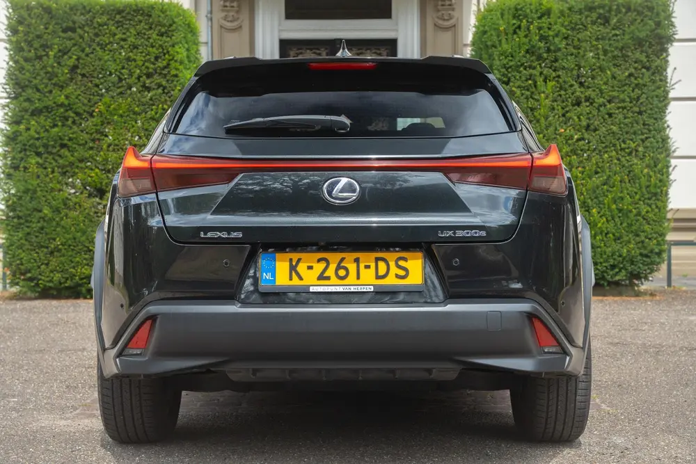 Lexus UX 300e Luxury 54 kWh LEDER | CAMERA | KEYLESS | ORG N uit 2020, foto 4