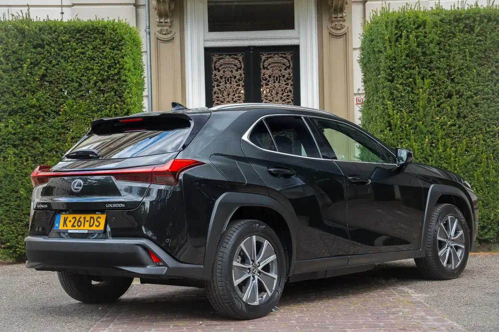 Lexus UX 300e Luxury 54 kWh LEDER | CAMERA | KEYLESS | ORG N uit 2020, foto 5