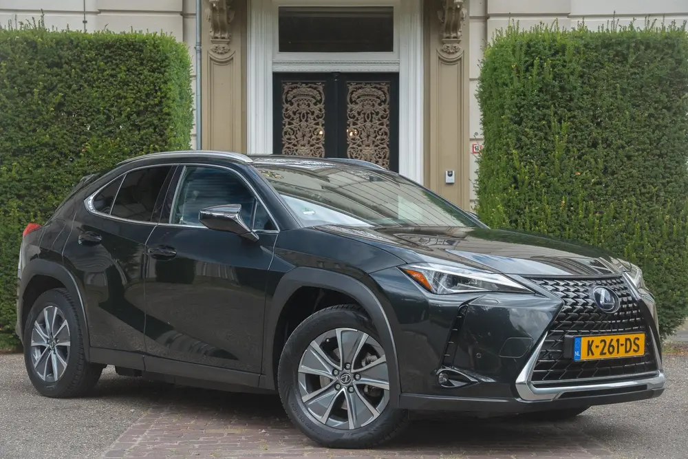 Lexus UX 300e Luxury 54 kWh LEDER | CAMERA | KEYLESS | ORG N uit 2020, foto 7