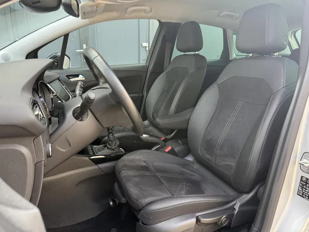 Opel Crossland 1.2 Turbo Ultimate uit 2023, foto 6