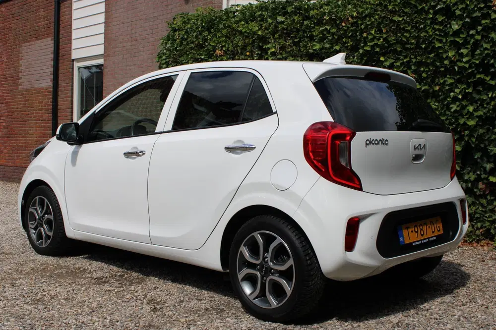 Kia Picanto 1.0 DPi DynamicPlusLine uit 2023, foto 2