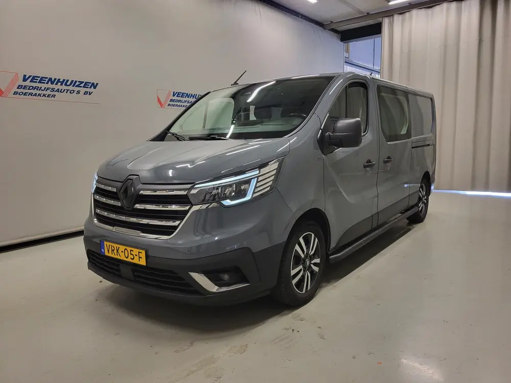 Renault Trafic 2.0dCi 150pk L2 uit 2022, foto 2
