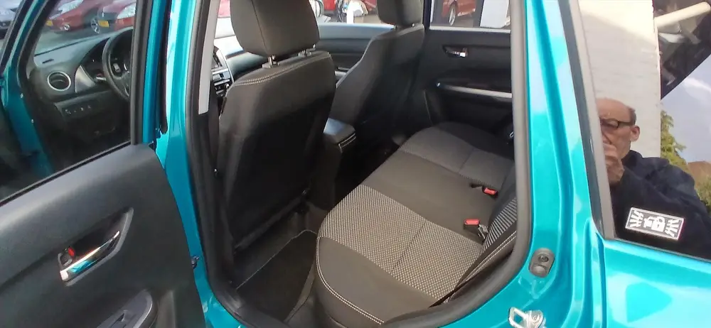 Suzuki Vitara 1.4 Boosterjet 140pk Select 2 kleuren uit 2019, foto 16