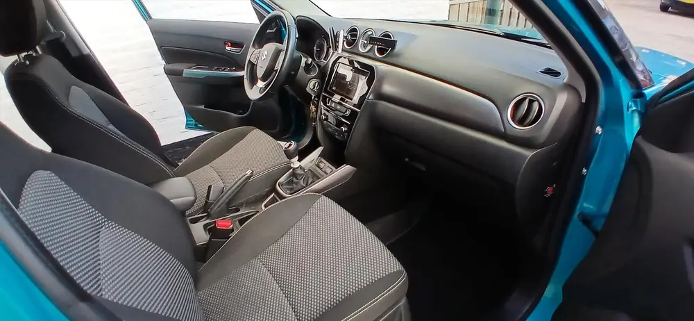 Suzuki Vitara 1.4 Boosterjet 140pk Select 2 kleuren uit 2019, foto 17