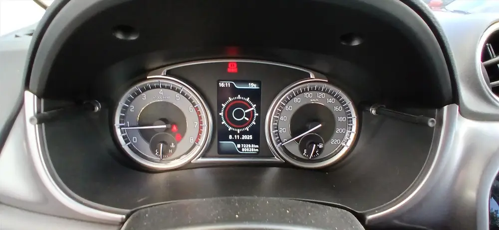 Suzuki Vitara 1.4 Boosterjet 140pk Select 2 kleuren uit 2019, foto 20