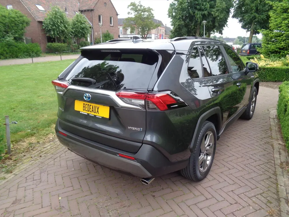 Toyota RAV 4 2.5 Hybrid 222pk CVT AWD Dynamic bij Toyot uit 2020, foto 5